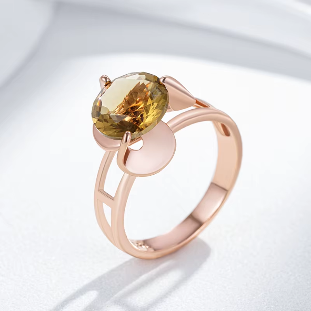 Bague Solitaire Citrine en Or Rose au Design Moderne