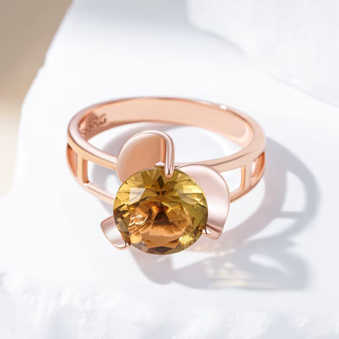 Bague Solitaire Citrine en Or Rose au Design Moderne