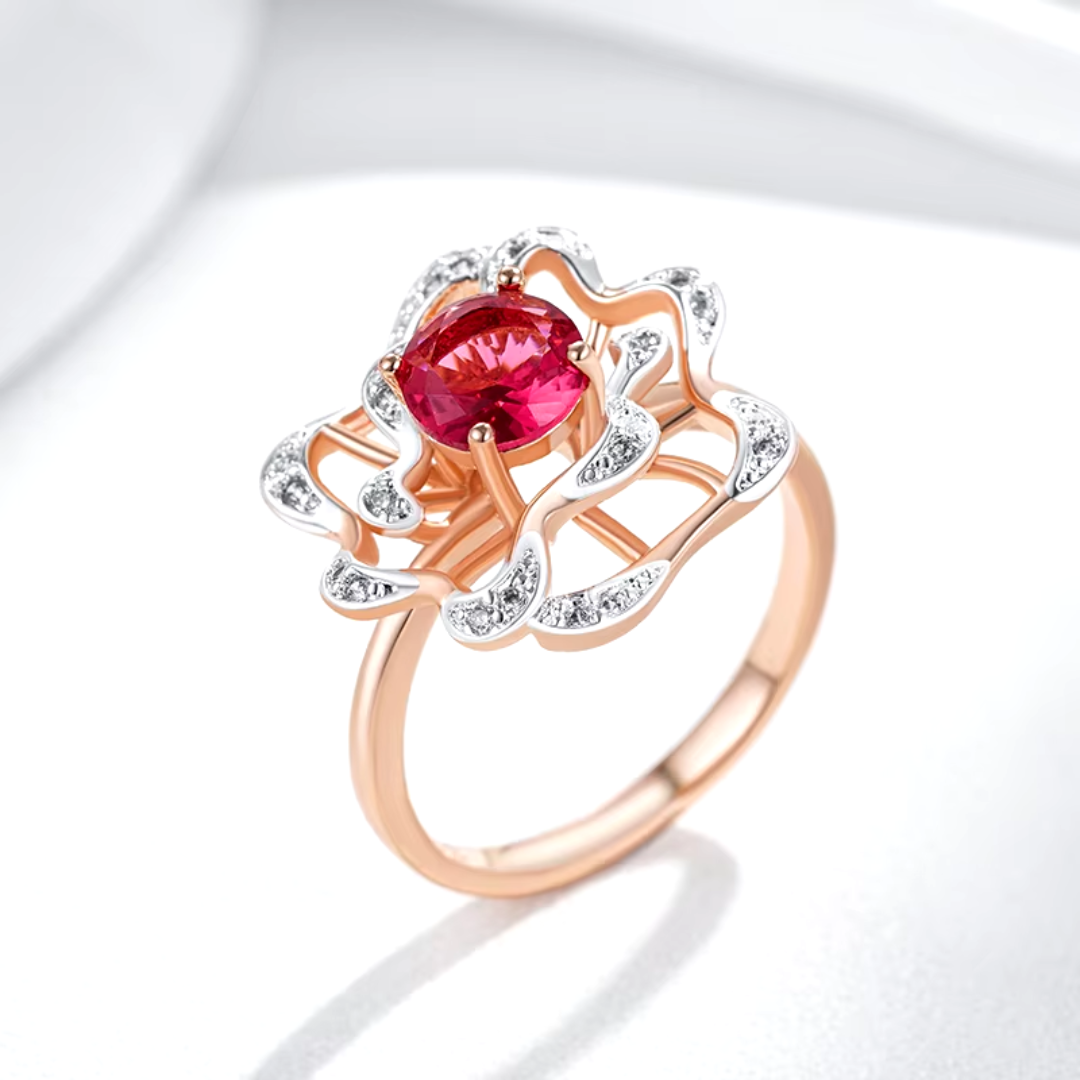 Bague en Or Rose avec Design Floral et Pierre Rouge