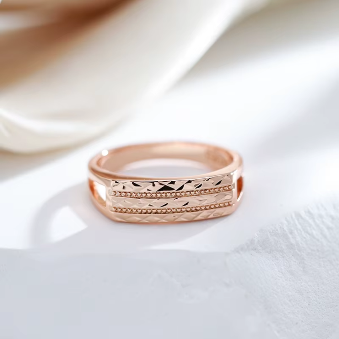 Bague en Or Rose avec Design Texturé