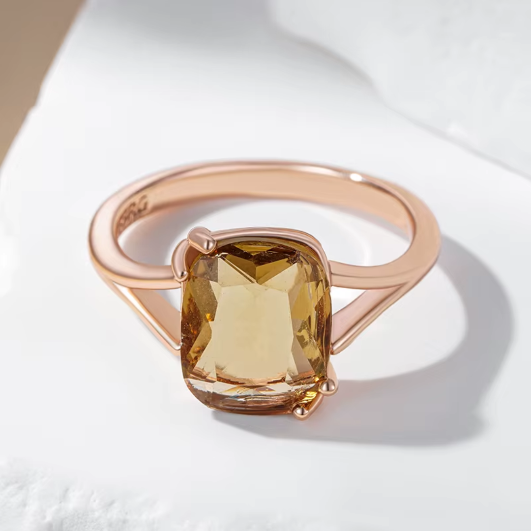 Bague en Or Rose avec Pierre Jaune