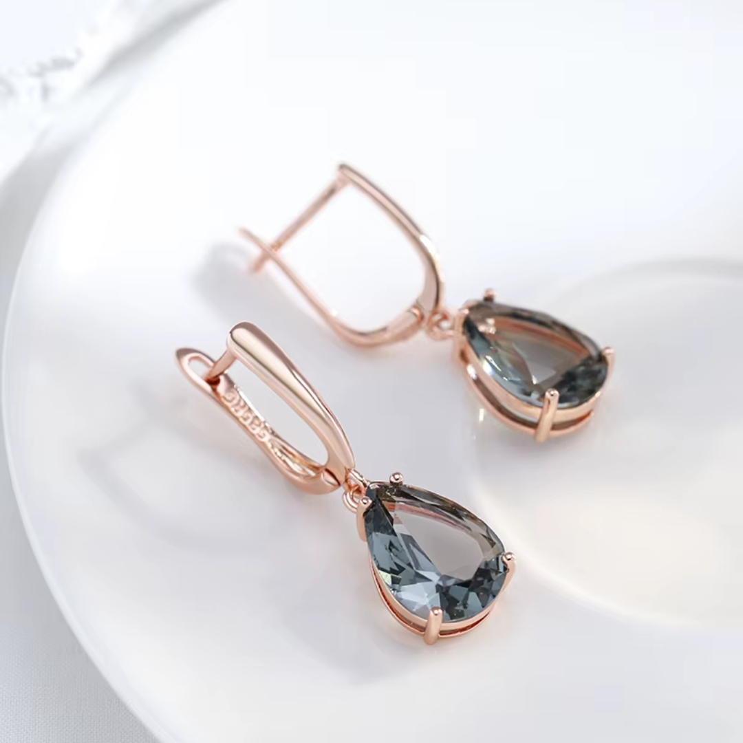 Boucles d'Oreilles en Or Rose avec Cristaux Gris en Goutte