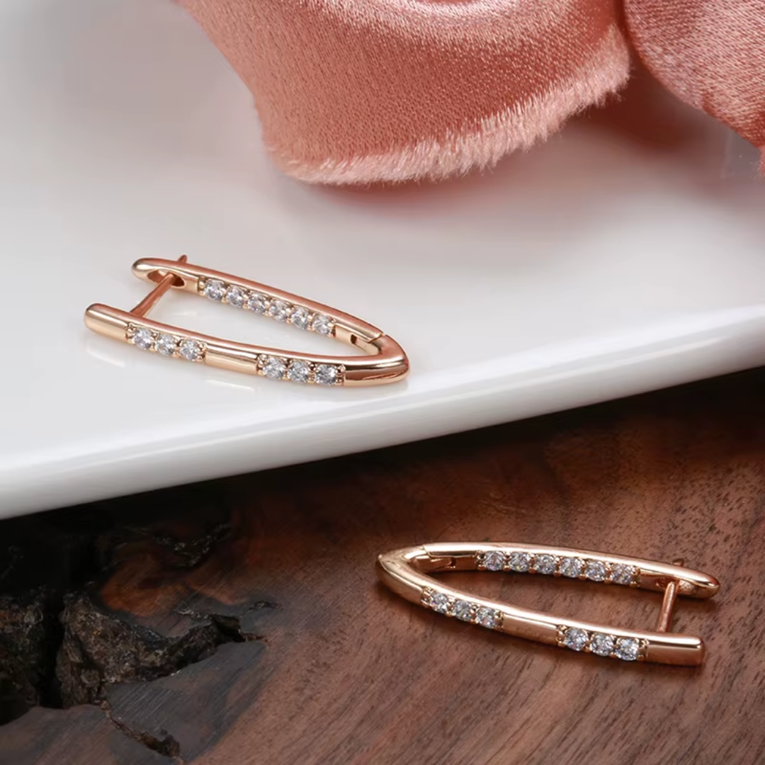 Boucles d'oreilles Triangulaires avec Zirconiums et Plaqué Or Rose