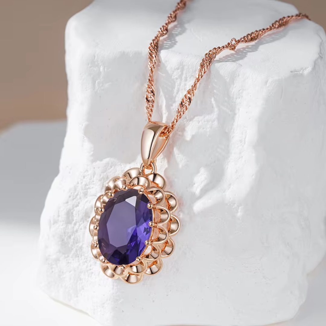 Collier Classique en Or Rose avec Cristal Ovale Violet