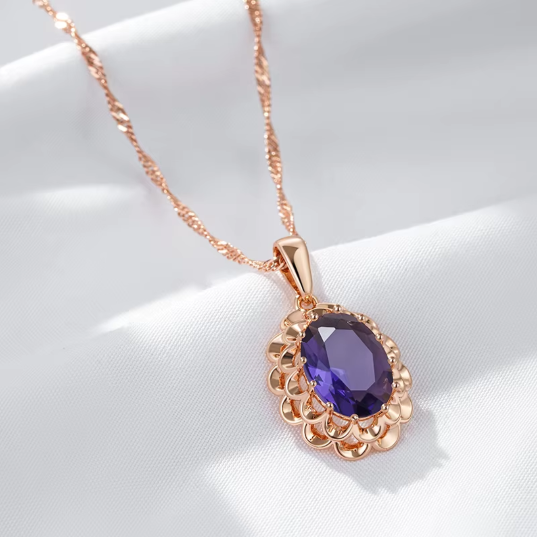 Collier Classique en Or Rose avec Cristal Ovale Violet