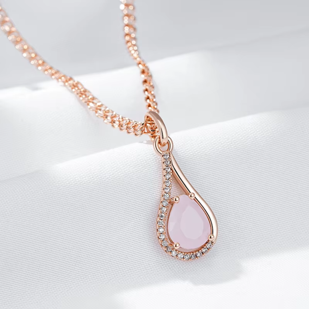 Collier Goutte en Or Rose avec Cristal Rose