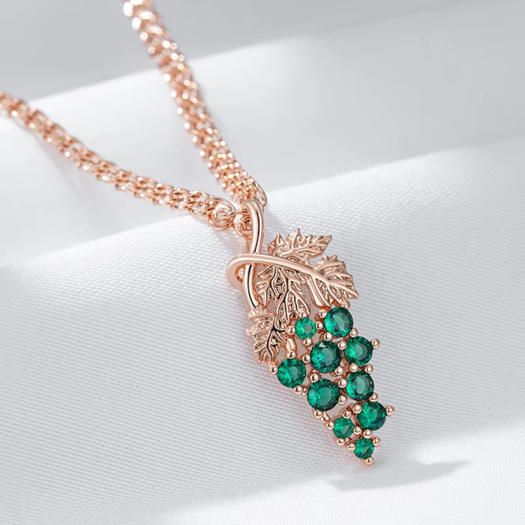 Collier Nature en Or Rose avec Cristaux Verts