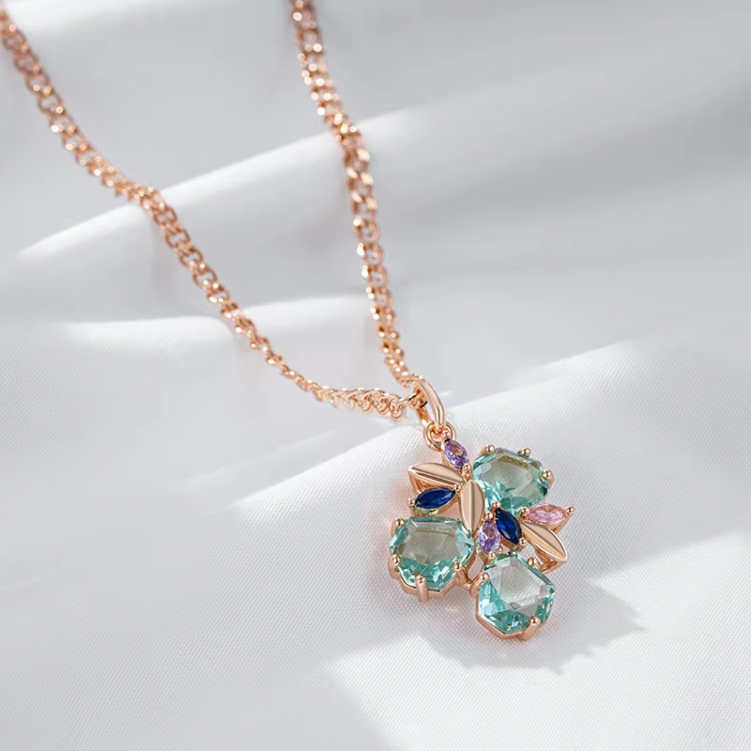 Collier en Or Rose avec Cristaux Verts, Bleus et Roses