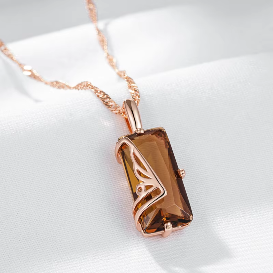 Collier en Or Rose avec Pendentif en Cristal Ambre