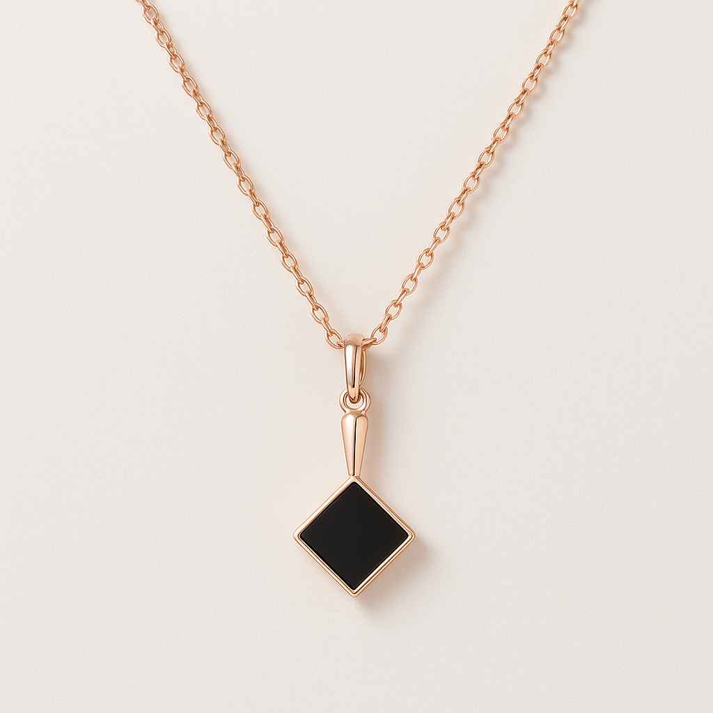 Collier en Or Rose avec Détail Géométrique Noir