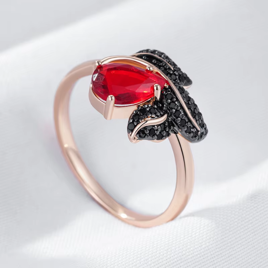 Bague Fleur en Or Rose avec Pierre Rouge et Cristaux Noirs