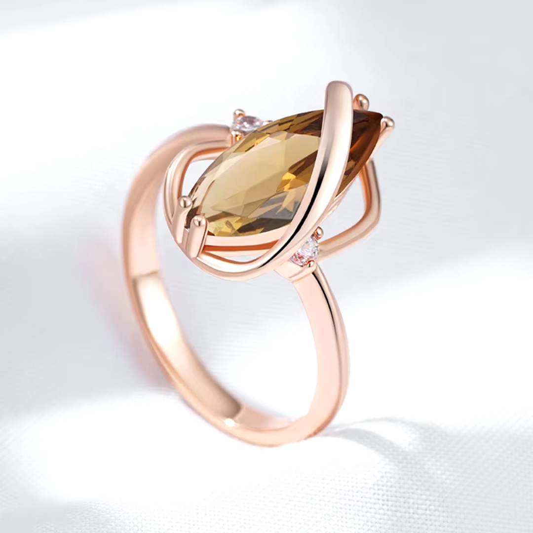 Bague Marquise Ambre avec Détails en Or Rose