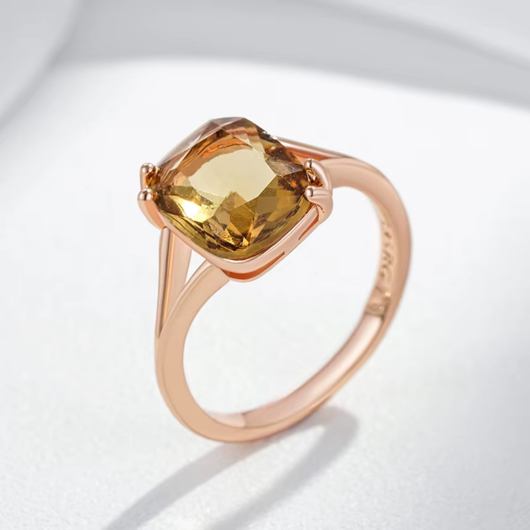 Bague en Or Rose avec Pierre Jaune