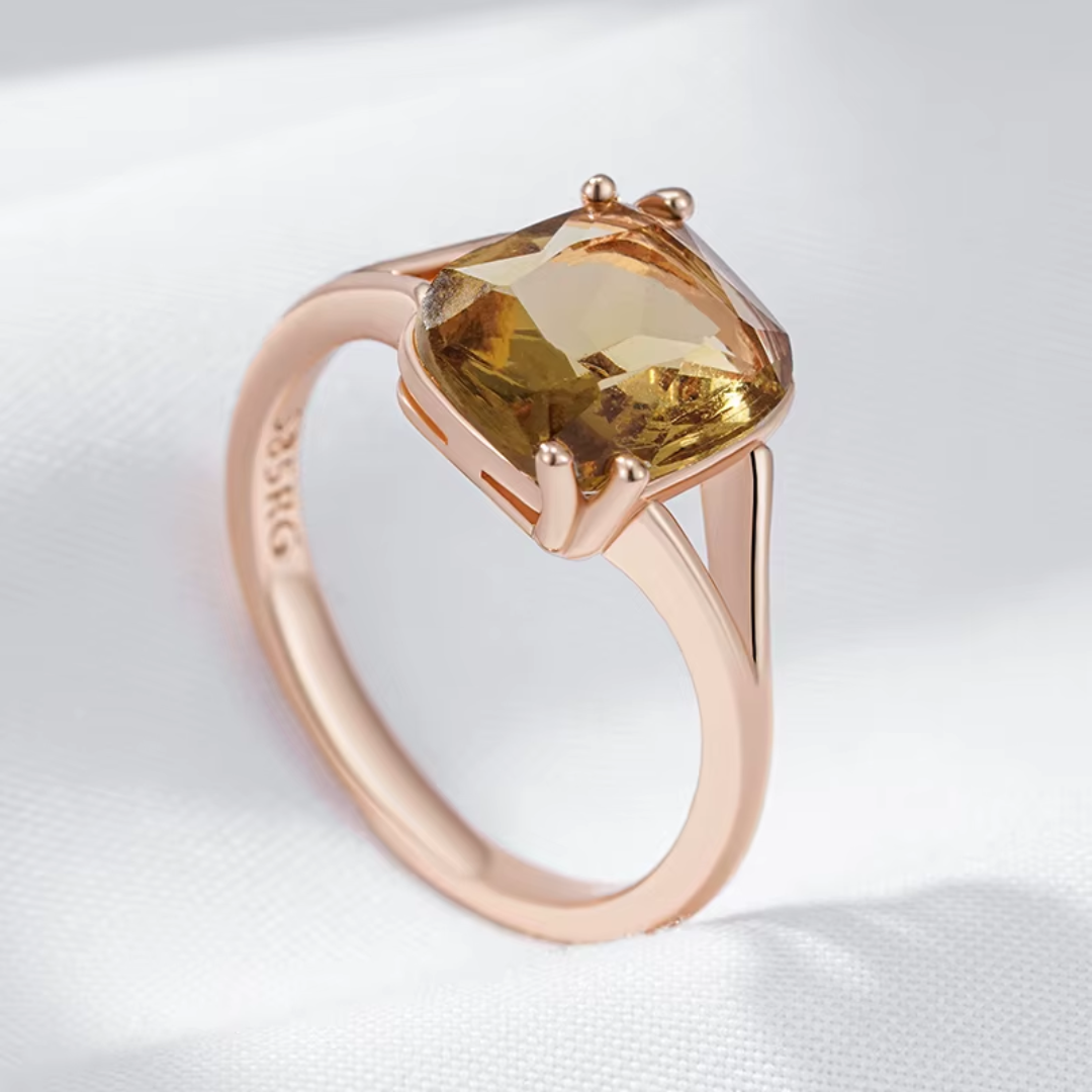 Bague en Or Rose avec Pierre Jaune