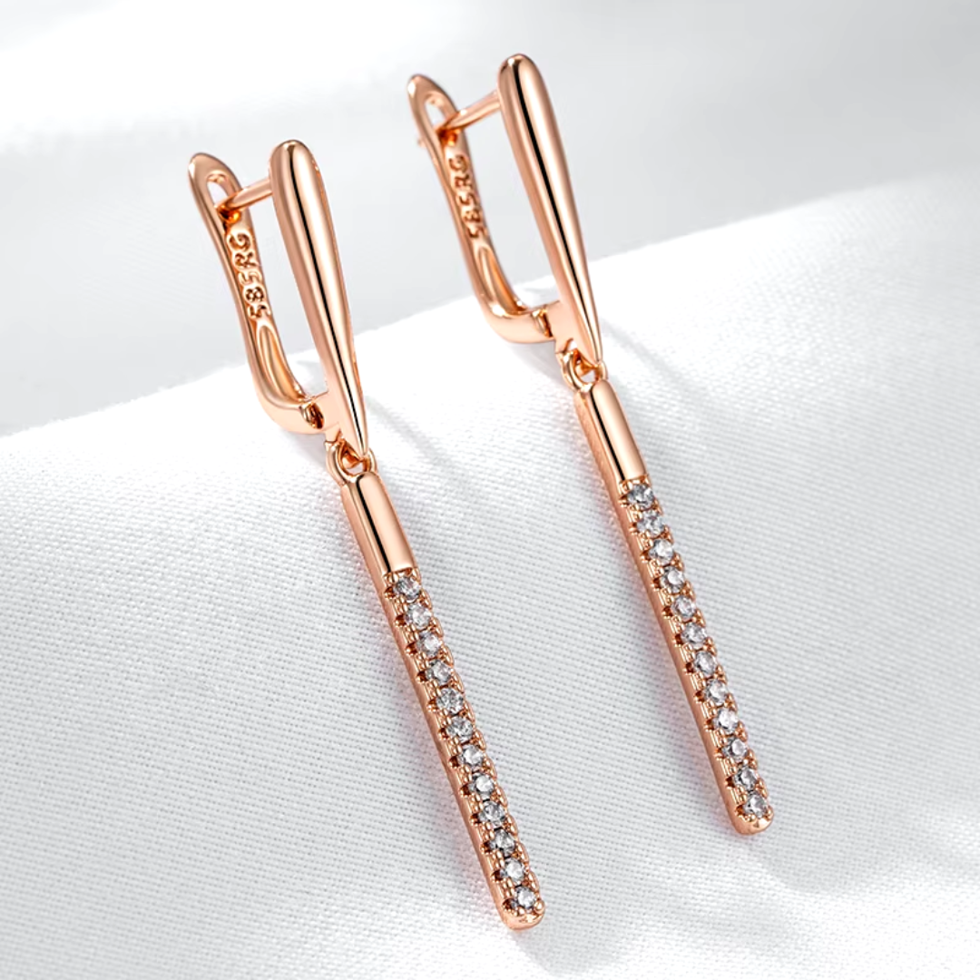 Boucles d’Oreilles Longues en Or Rose avec Cristaux