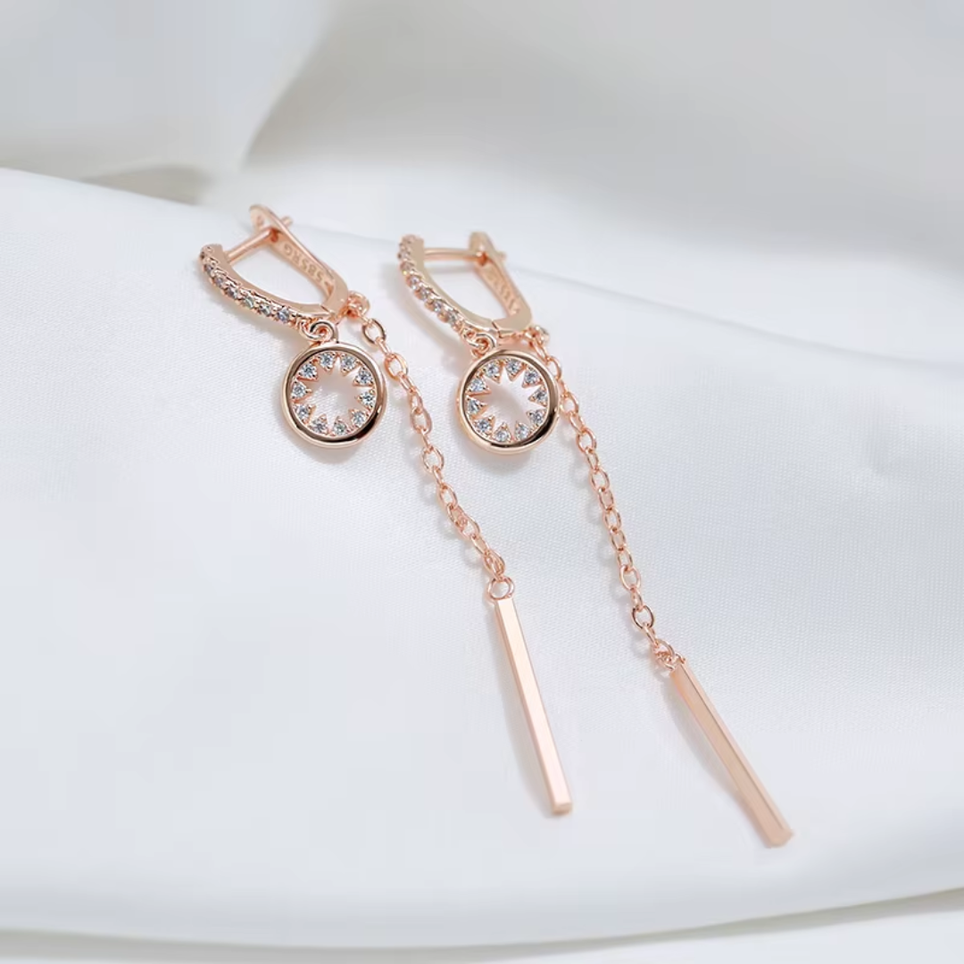 Boucles d’Oreilles en Or Rose avec Chaîne, Anneaux et Cristaux