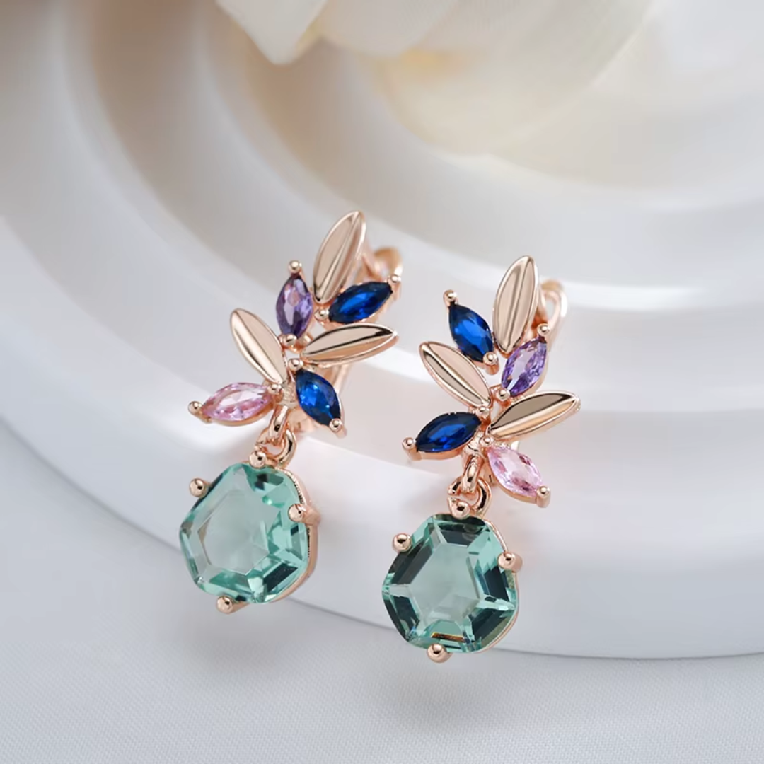 Boucles d’Oreilles en Or Rose avec Cristaux Verts, Bleus et Roses