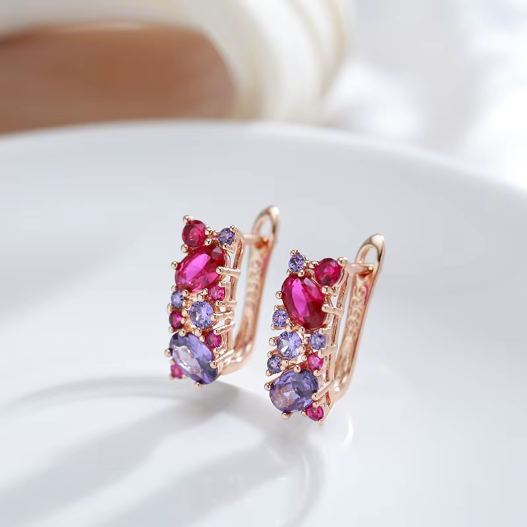 Boucles d’Oreilles en Or Rose avec Cristaux Violets et Roses