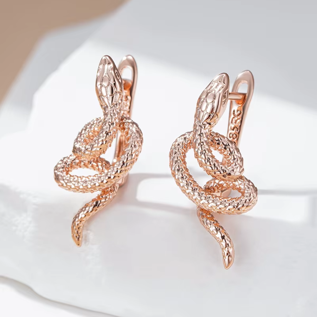 Boucles d’Oreilles en Or Rose avec Design Serpent