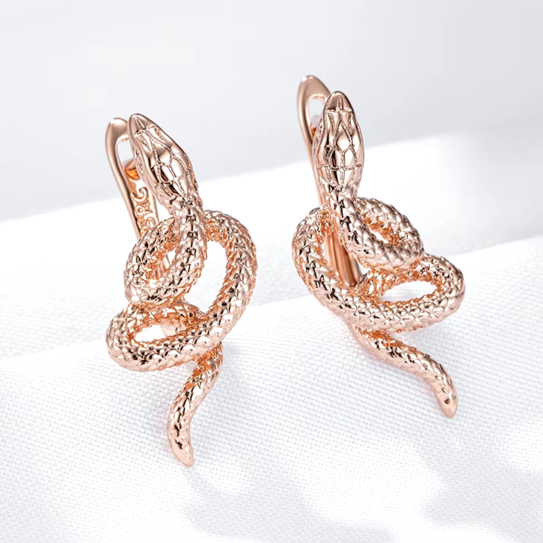 Boucles d’Oreilles en Or Rose avec Design Serpent